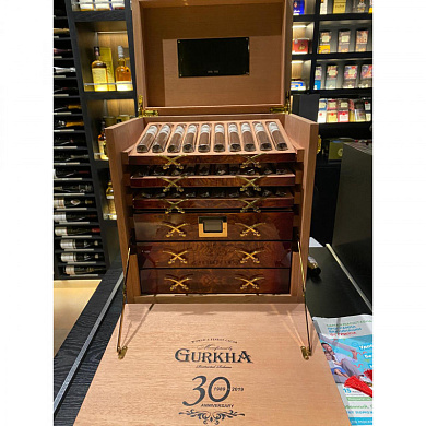 Единственный в России Gurkha Treinta 30th Anniversary 100-Cigar Humidor - цена