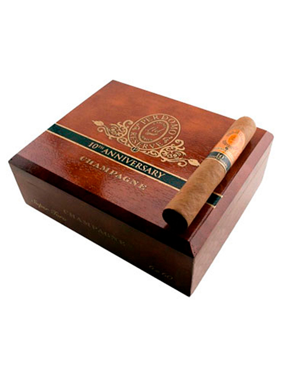 Сигары Perdomo Reserve 10th Anniversary Champagne Super Toro - фото 4